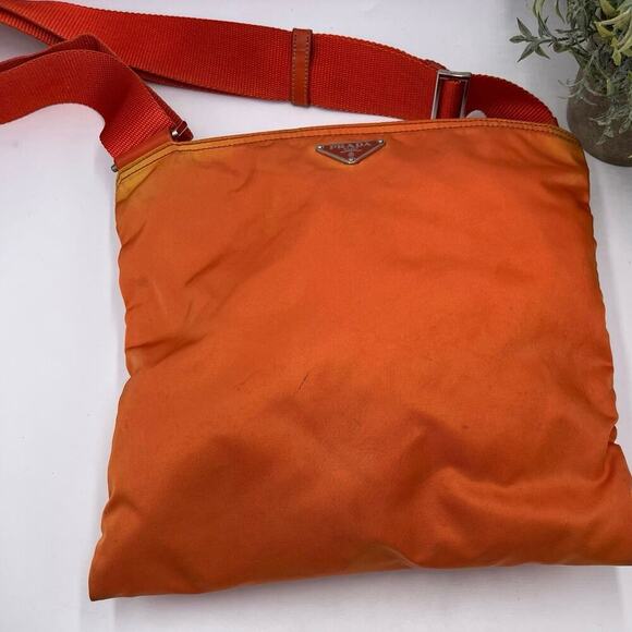 PRADA BT7372 Tessuto Shoulder
Bag Cross Body Messenger Bag Nylon
Orange Unisex - Picture 1 of 15
